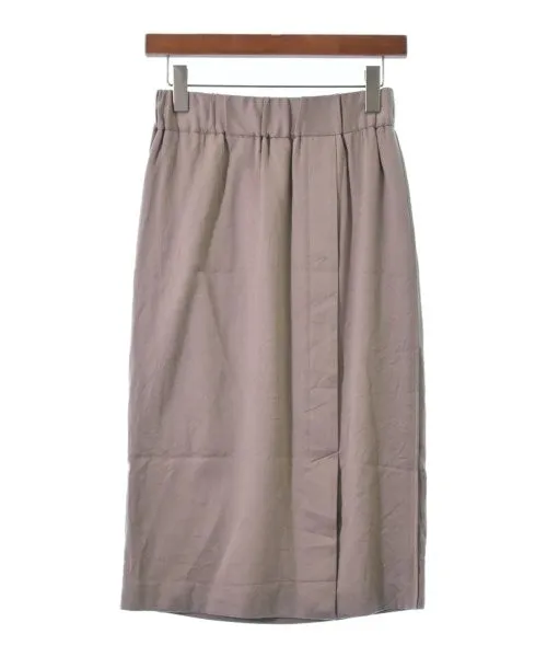 1er Arrondissement Knee length skirts