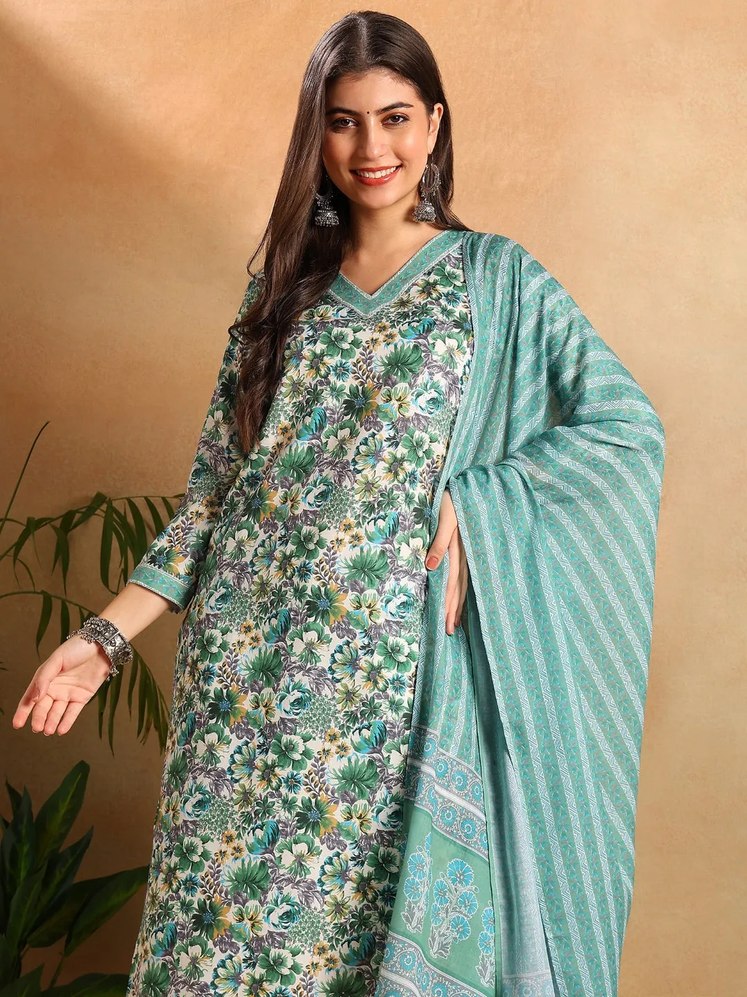 Women Green Poly Rayon Floral Printed Straight Kurta Trousers With Dupatta