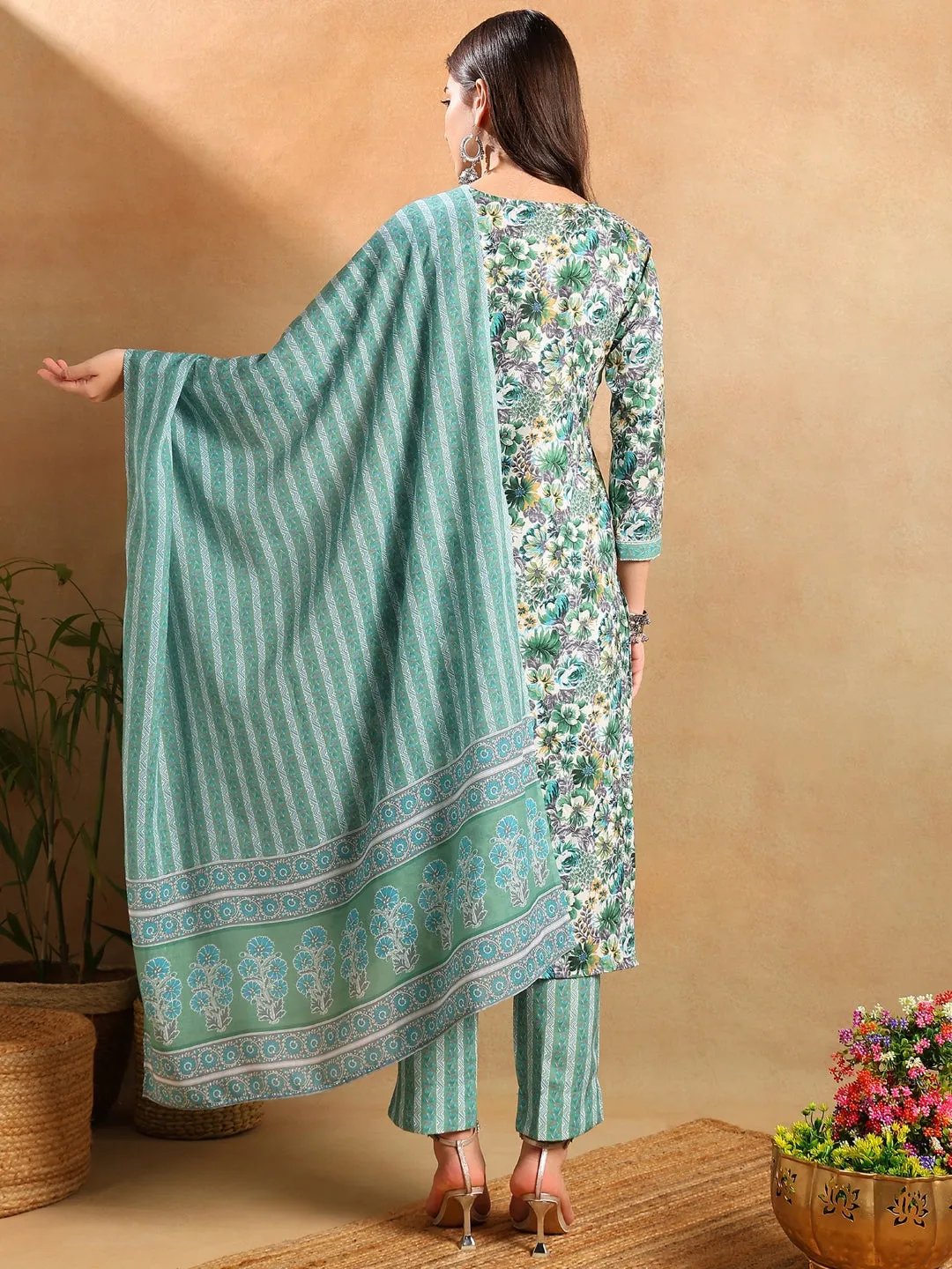 Women Green Poly Rayon Floral Printed Straight Kurta Trousers With Dupatta