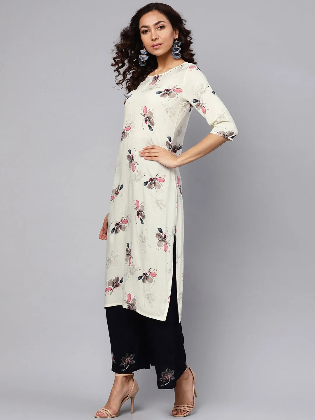 Women Off-White & Navy Printed Blue Kurta Set